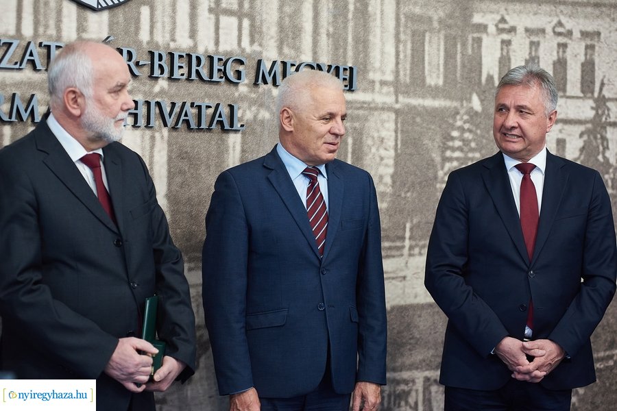 Magyar Arany Érdemkereszt kitüntetést kapott Dr Tormássi Géza