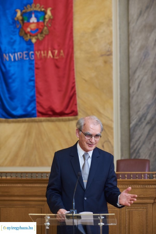 Magyar Érdemrend Lovagkereszt kitüntetés átadó a Városházán