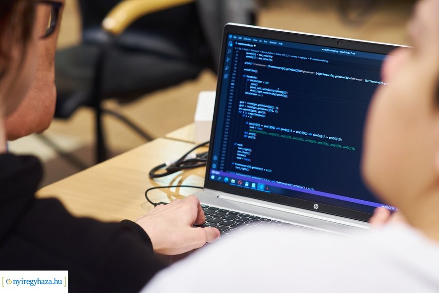 Magyar Ifjúsági Robot Kupa 2022