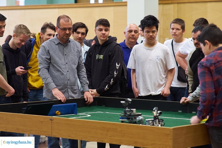 Magyar Ifjúsági Robot Kupa 2022