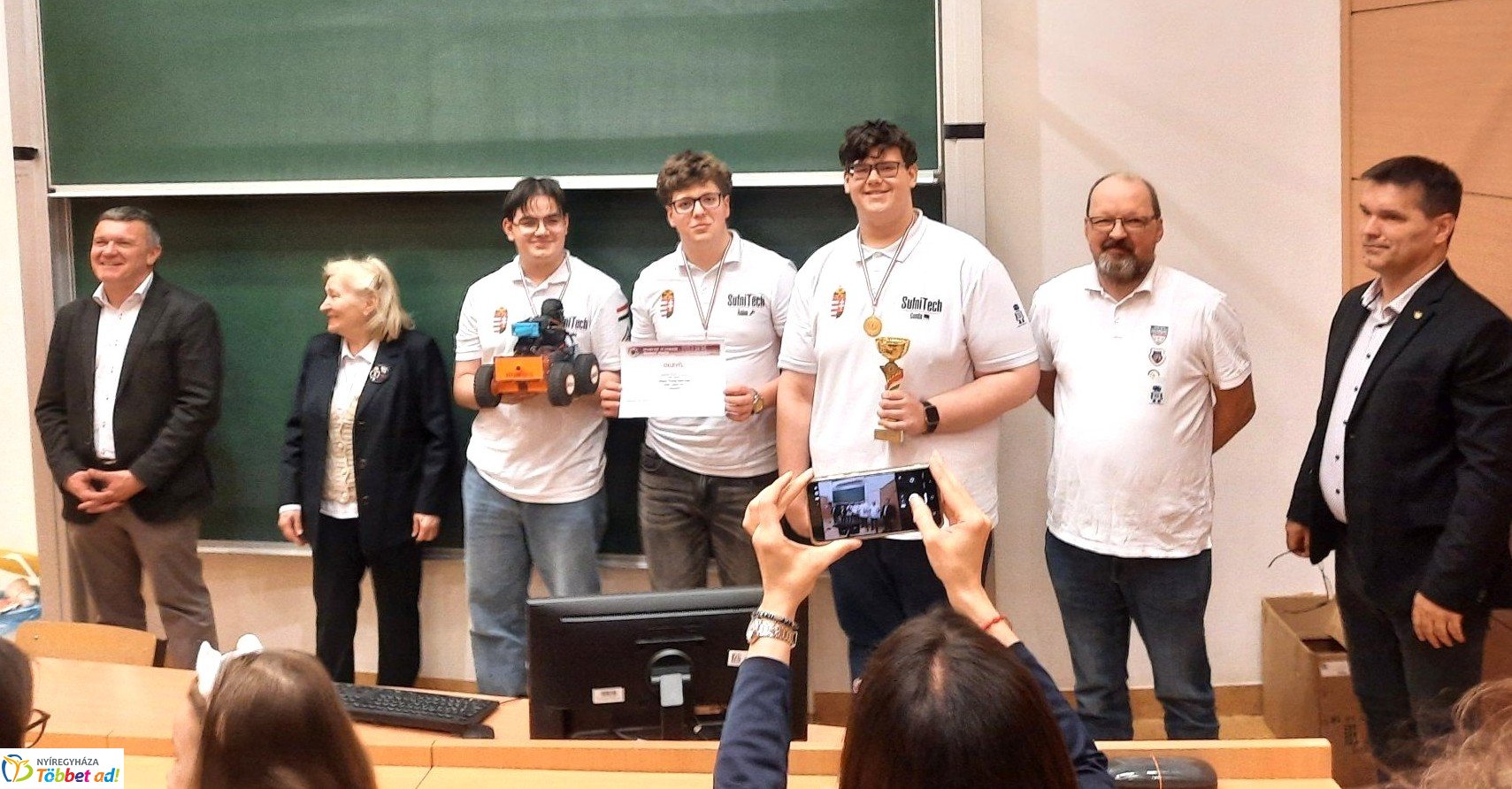 Magyar Ifjúsági Robot Kupa 2026