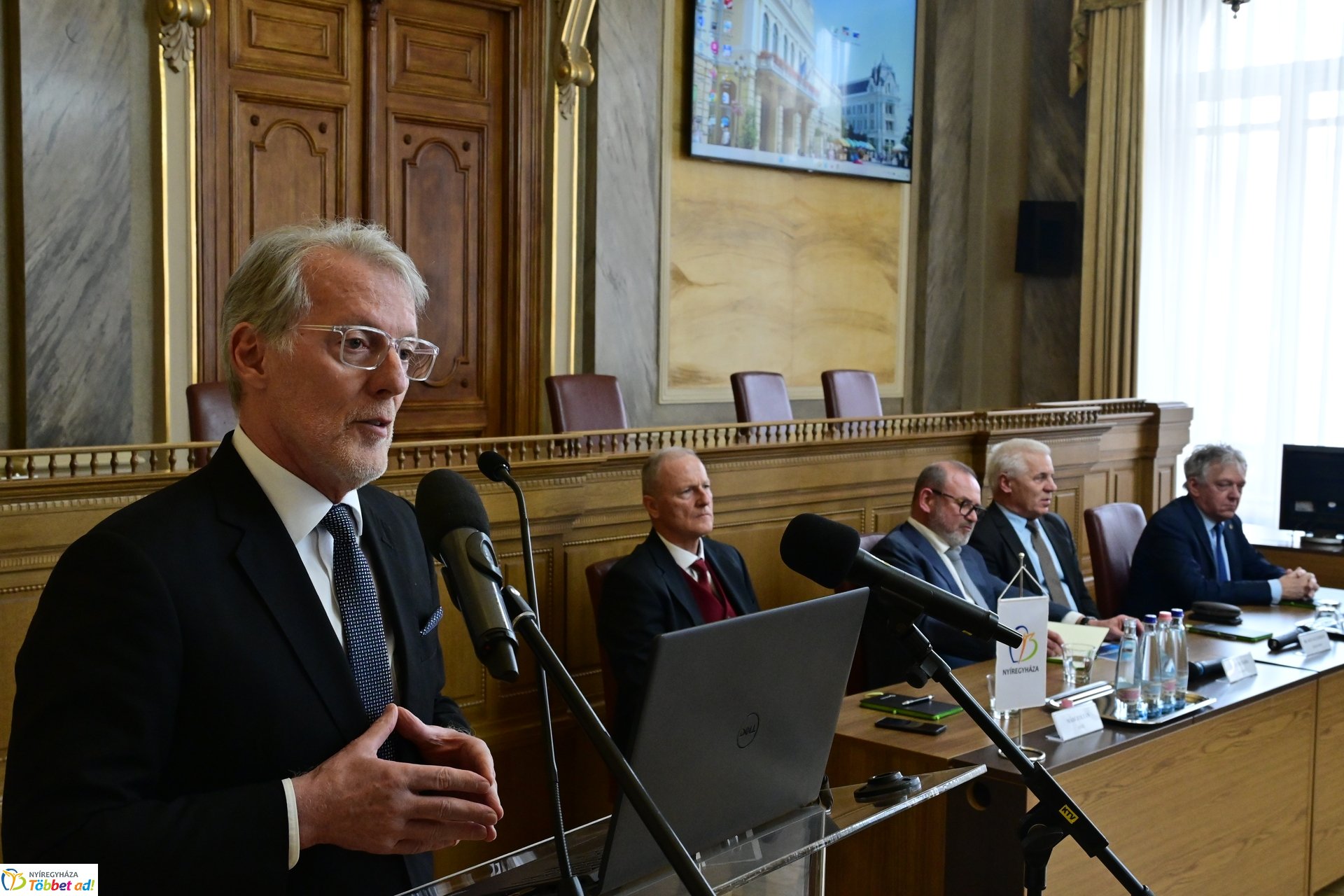 Magyar Közgazdász  Társaság konferenciája 2025 februárjában