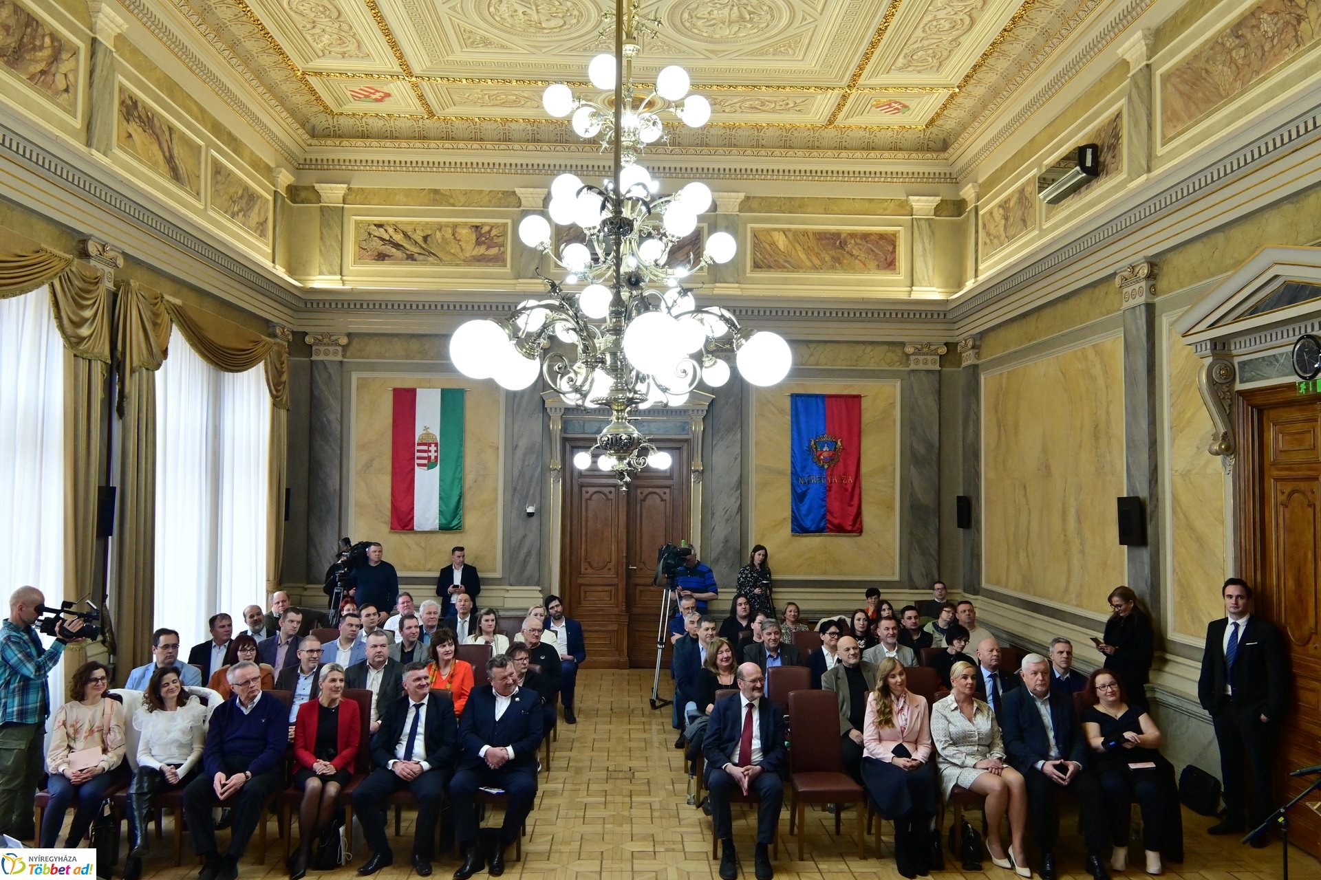 Magyar Közgazdász  Társaság konferenciája 2025 februárjában