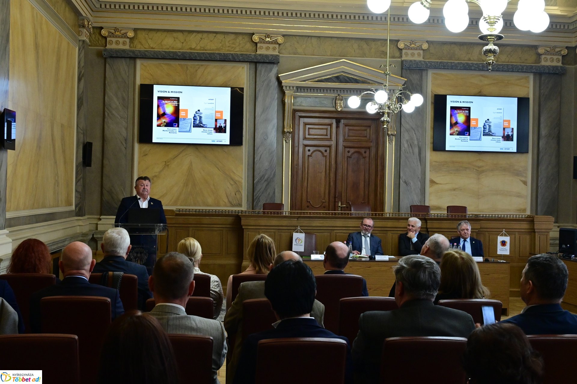 Magyar Közgazdász  Társaság konferenciája 2025 februárjában