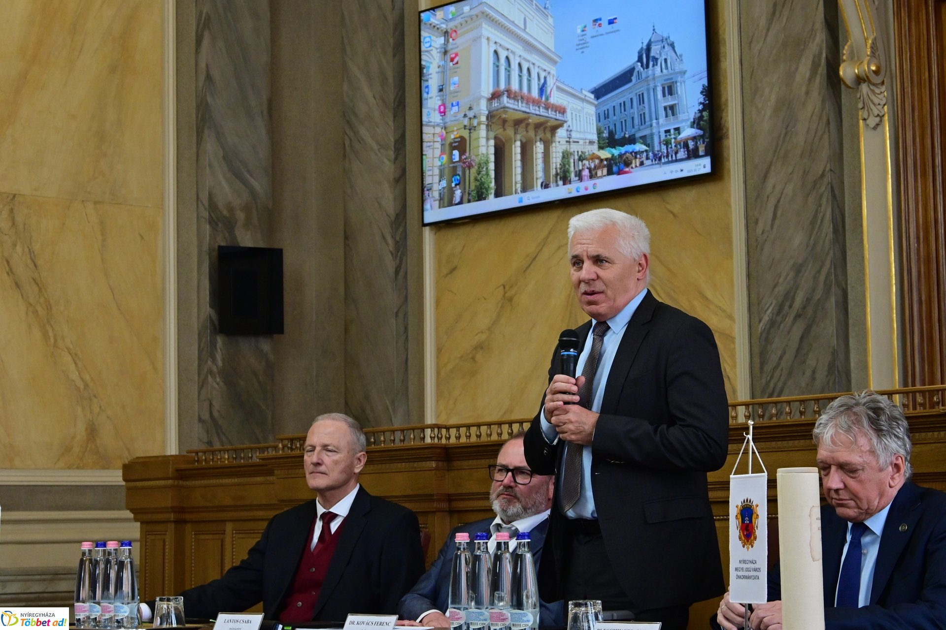 Magyar Közgazdász  Társaság konferenciája 2025 februárjában