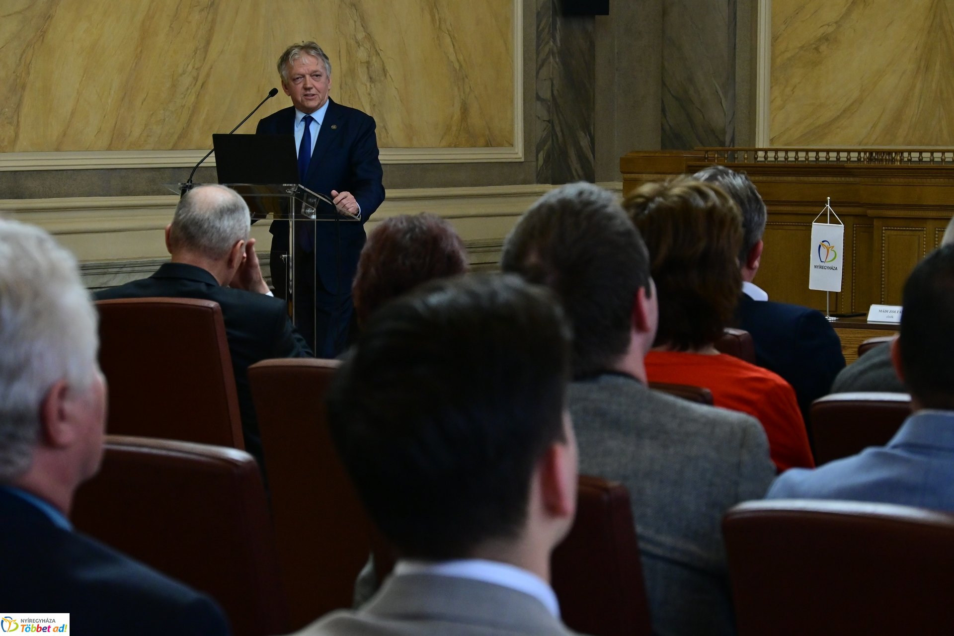 Magyar Közgazdász  Társaság konferenciája 2025 februárjában