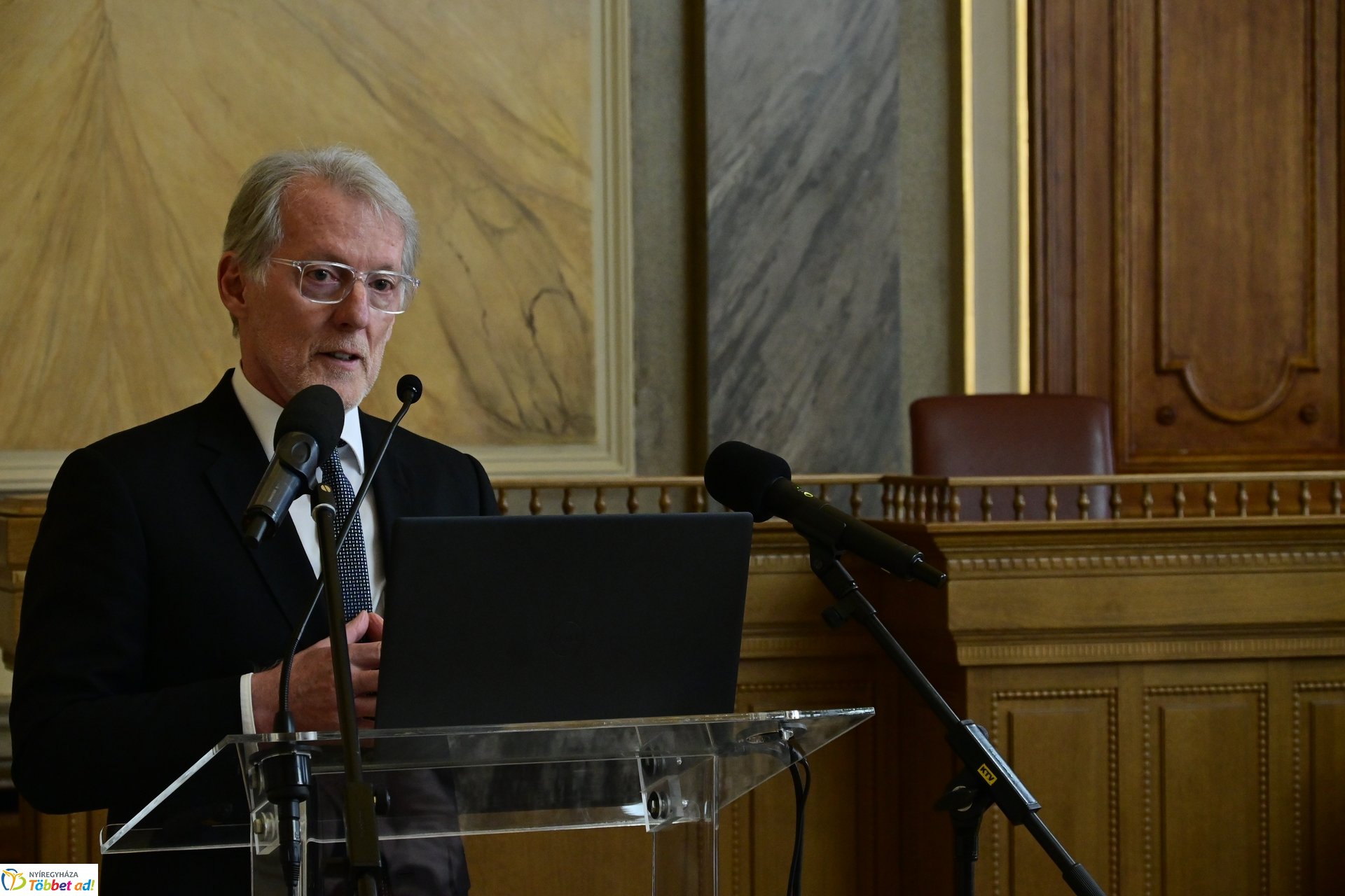 Magyar Közgazdász  Társaság konferenciája 2025 februárjában