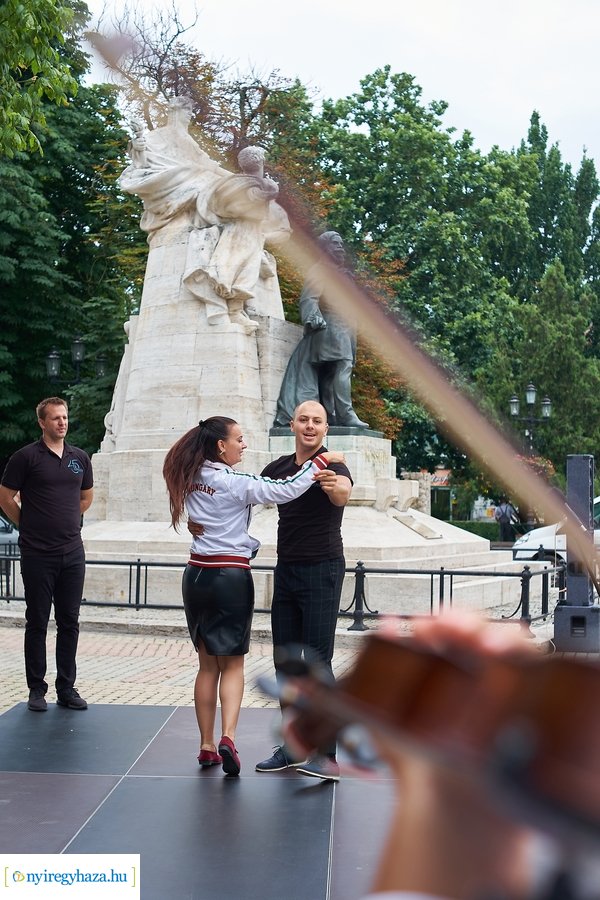 Magyar verbunk online rekordkísérlet