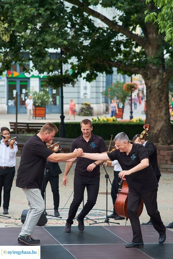 Magyar verbunk online rekordkísérlet