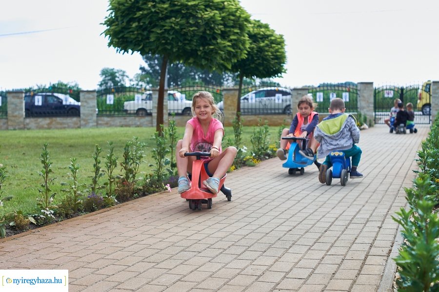 Mandabokori Napközis Tábor 2021