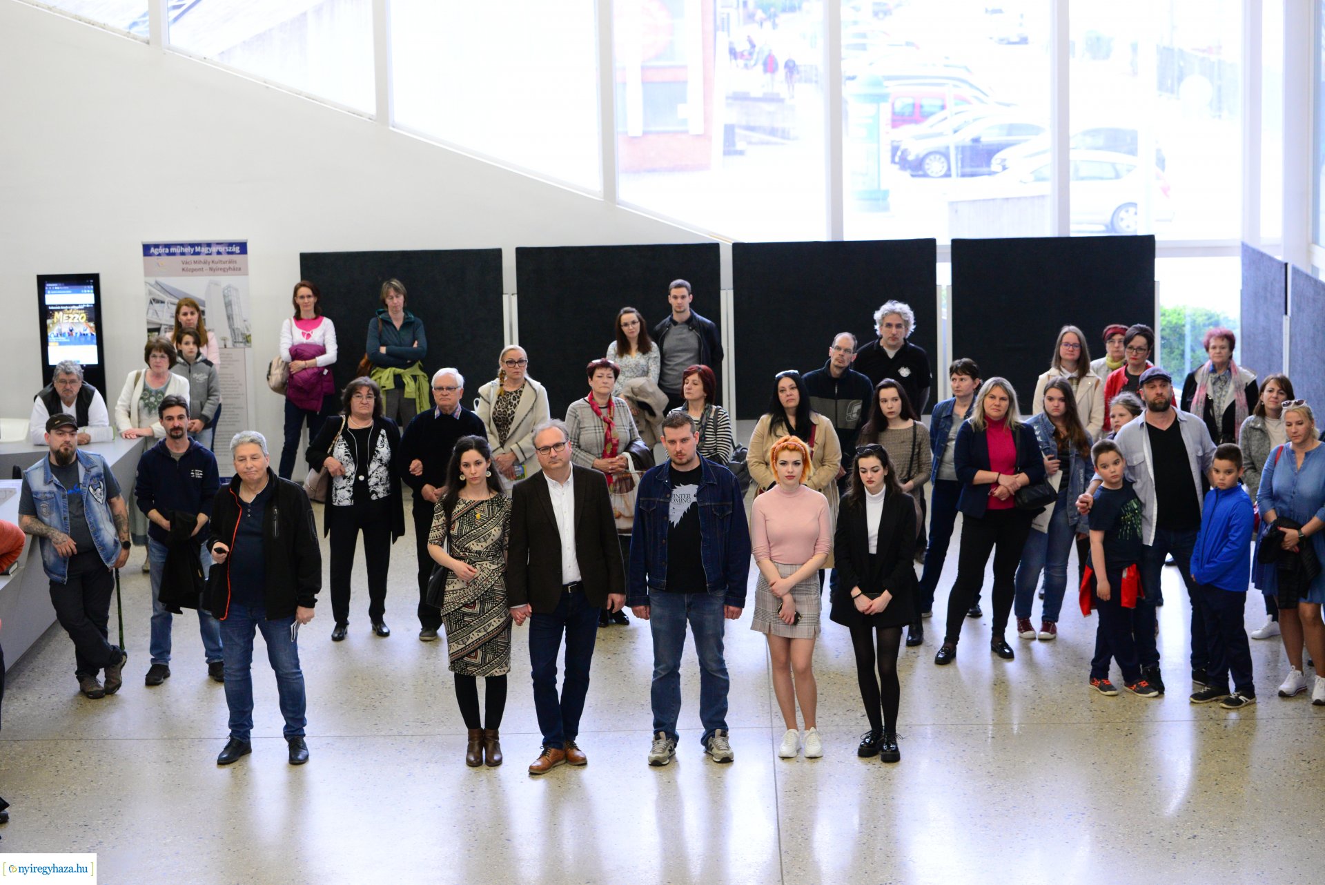 Mandala 30 - fotó és plakátkiállítás