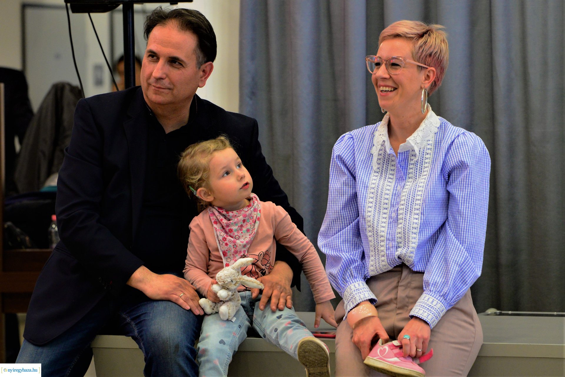 Mandala 30 - fotó és plakátkiállítás