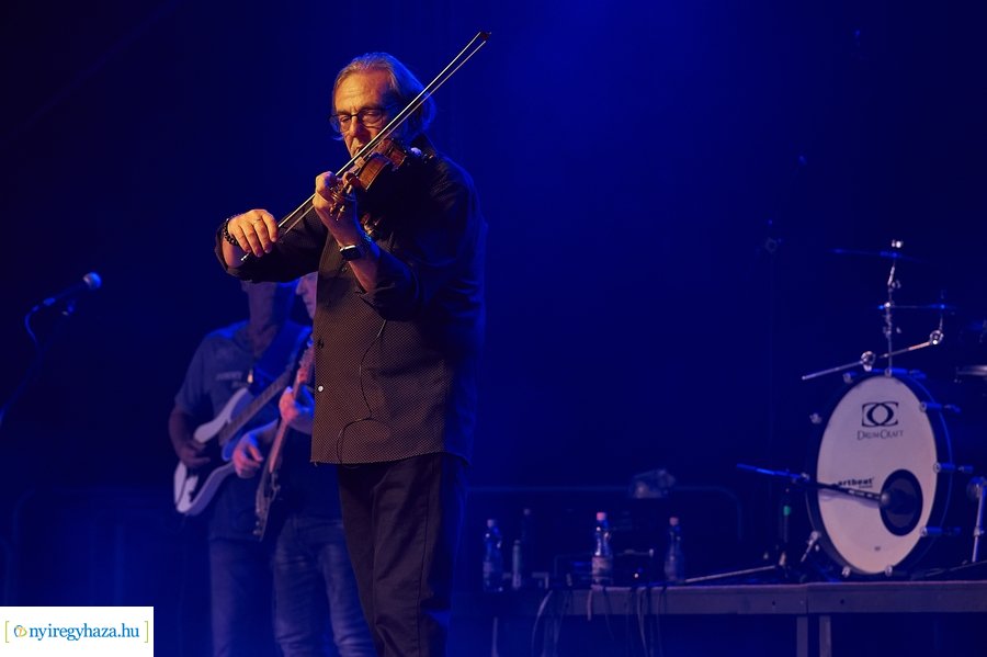 Mandala Nyár 2022 - Kalapács 60