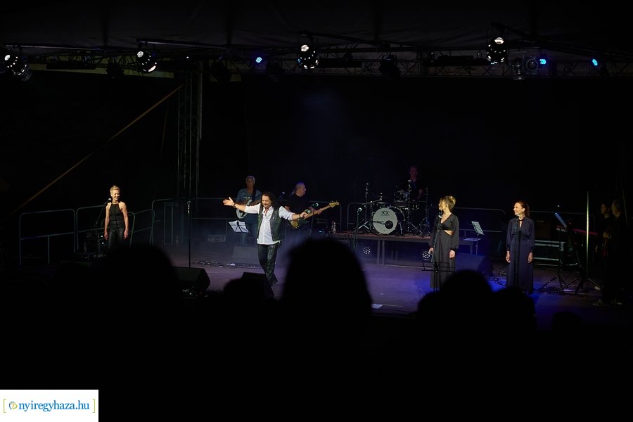 Mandala Nyár 2022 - Kalapács 60