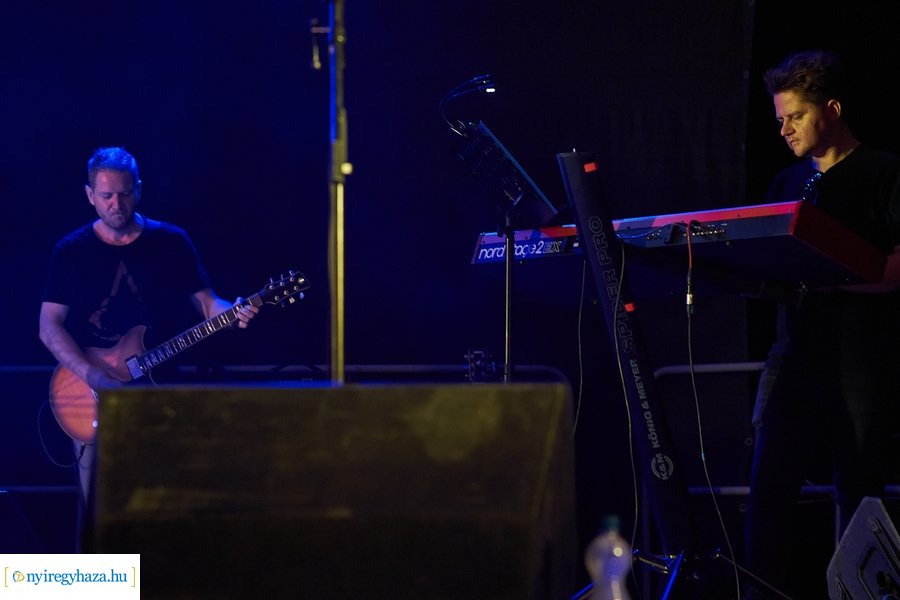 Mandala Nyár 2022 - Kalapács 60