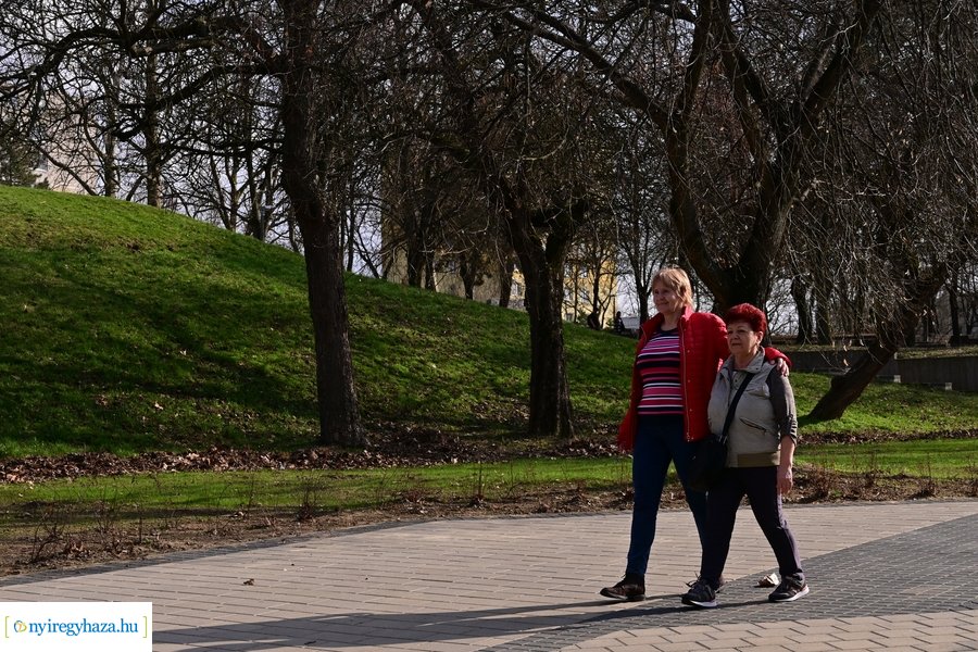 Márciusi tavasz a Jósavárosban 2024