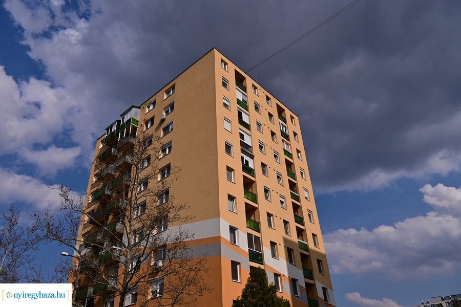 Márciusi tavasz a Jósavárosban 2024