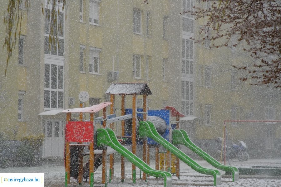 Márciusi tréfa 20230328