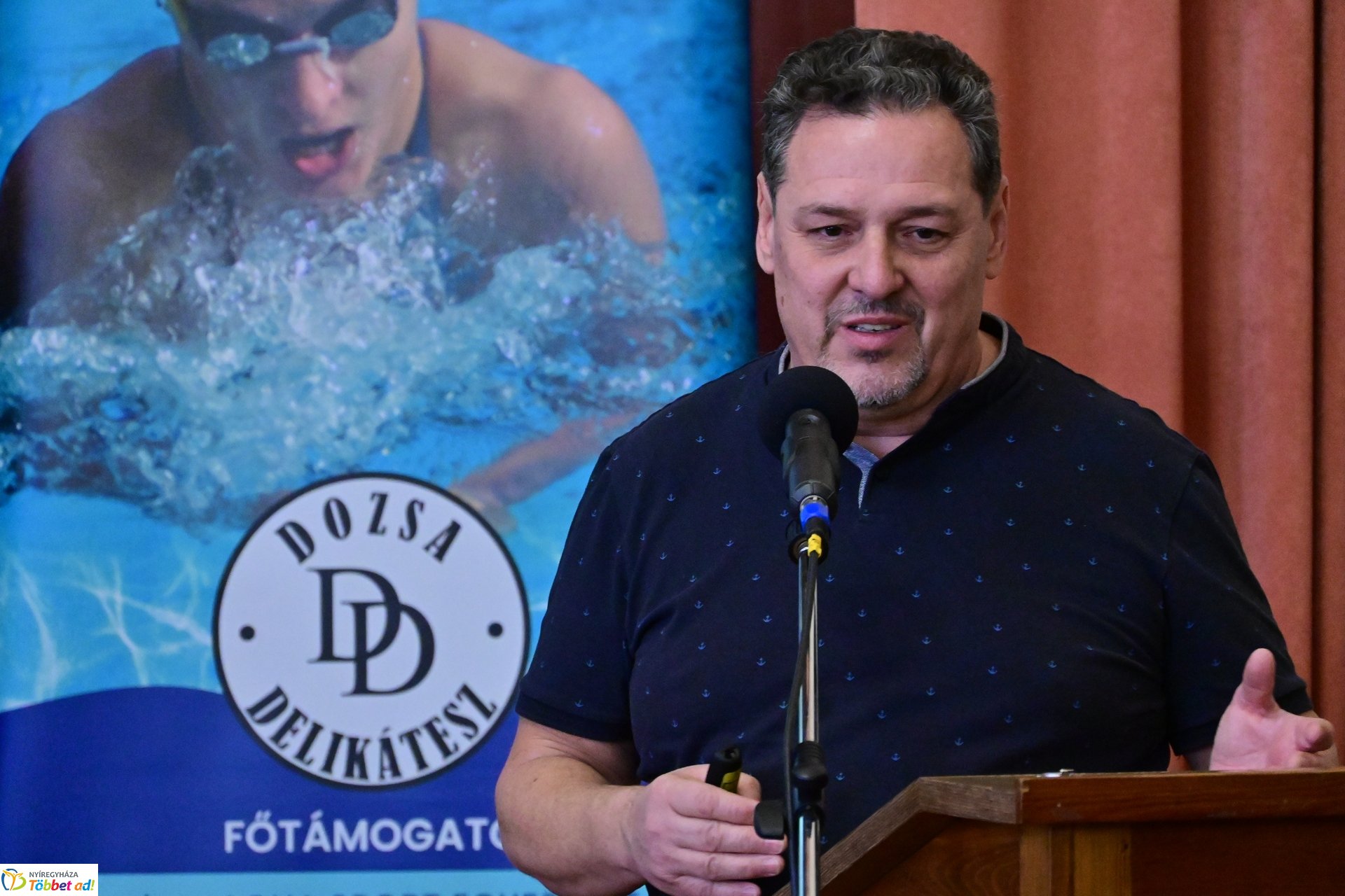 Martinek János olimpikon a Kossuth Lajos gimnáziumban