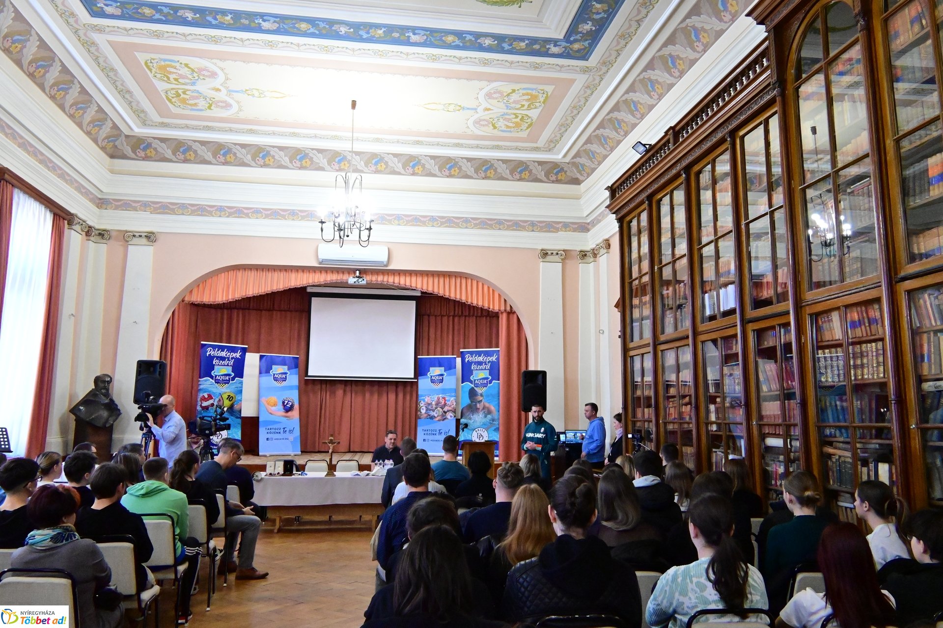 Martinek János olimpikon a Kossuth Lajos gimnáziumban