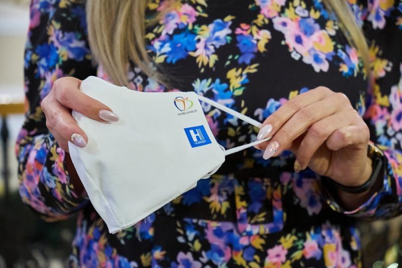 Maszk adomány a Család- és Gyermekjóléti Központnak
