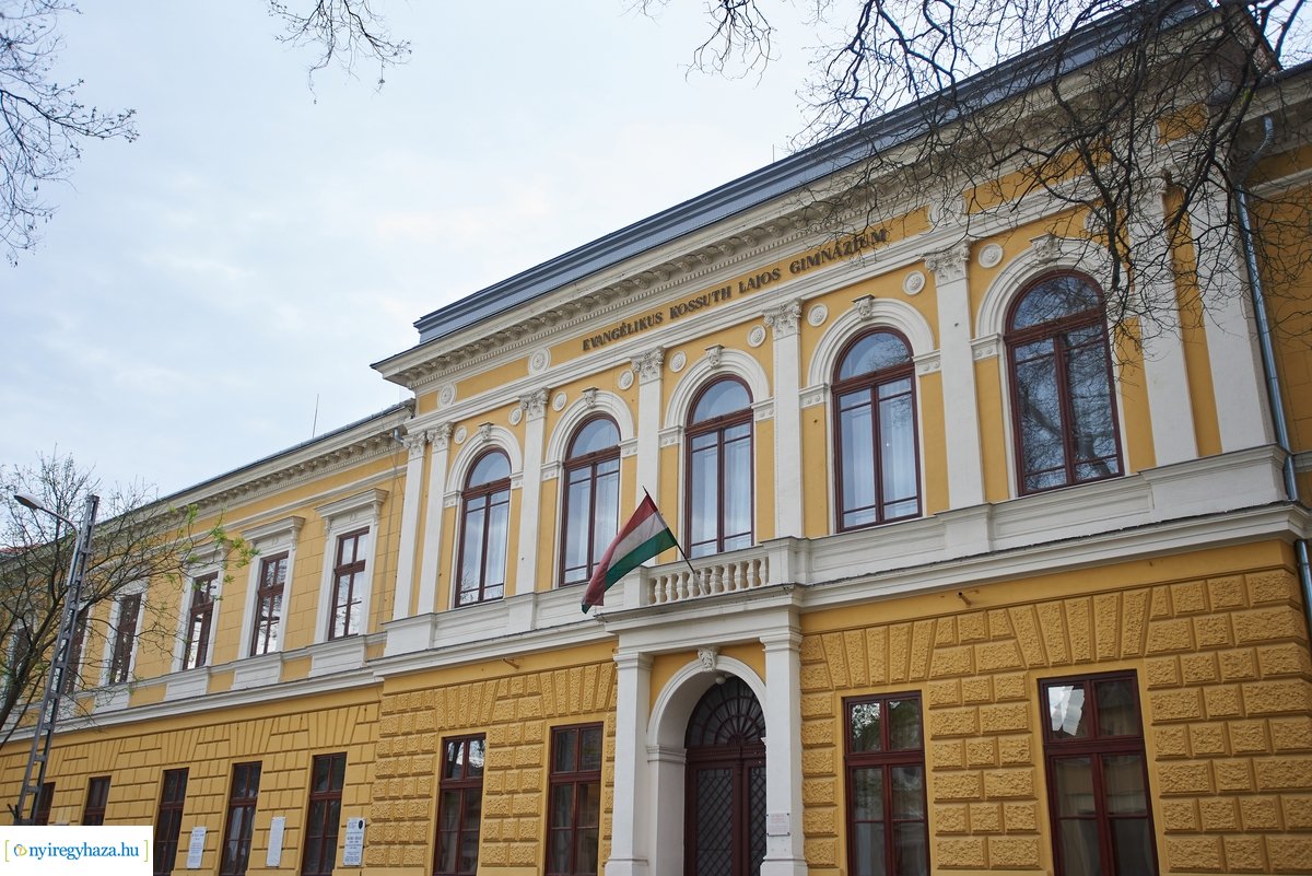 Matematika érettségi az Evangélikus Kossuth Lajos Gimnáziumban 2020