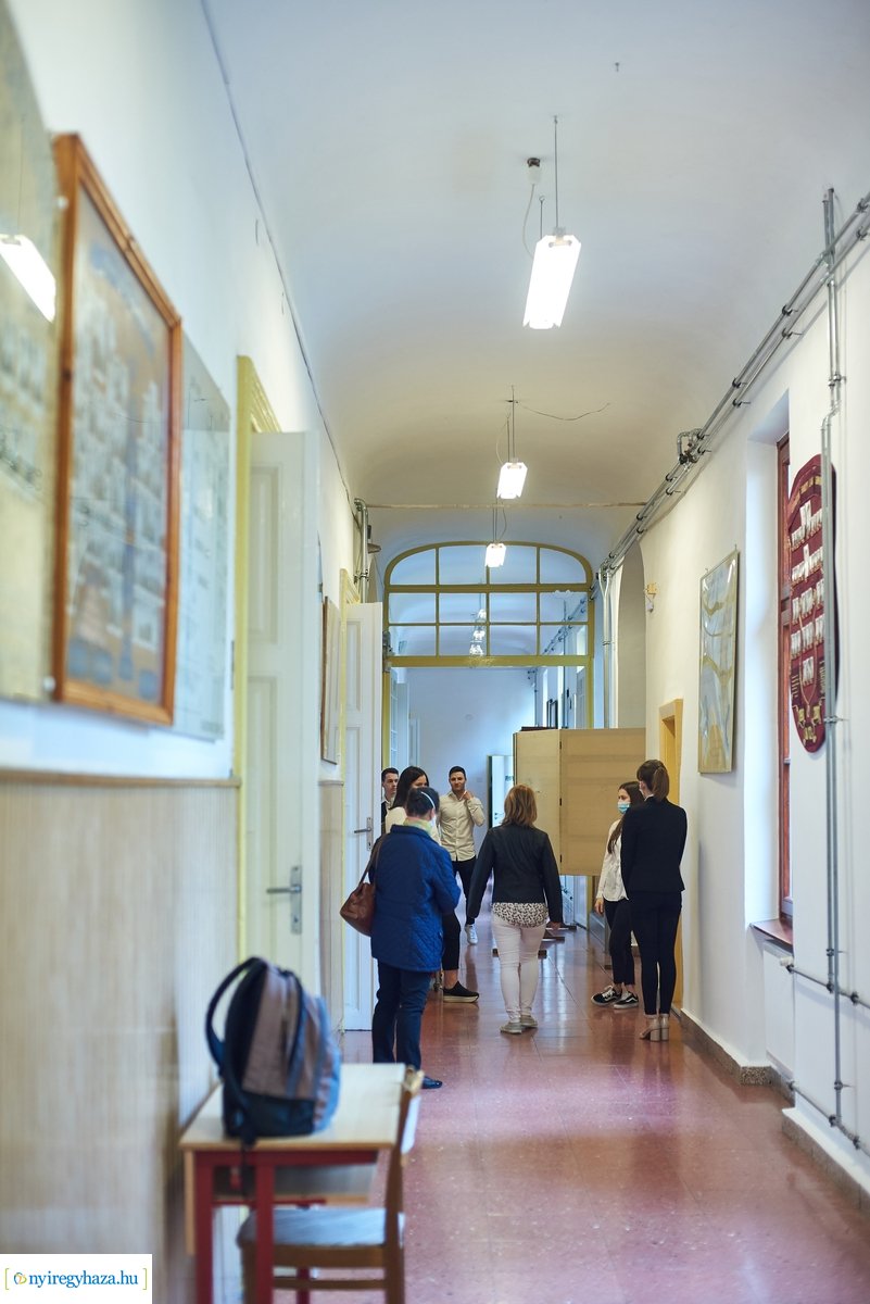 Matematika érettségi az Evangélikus Kossuth Lajos Gimnáziumban 2020