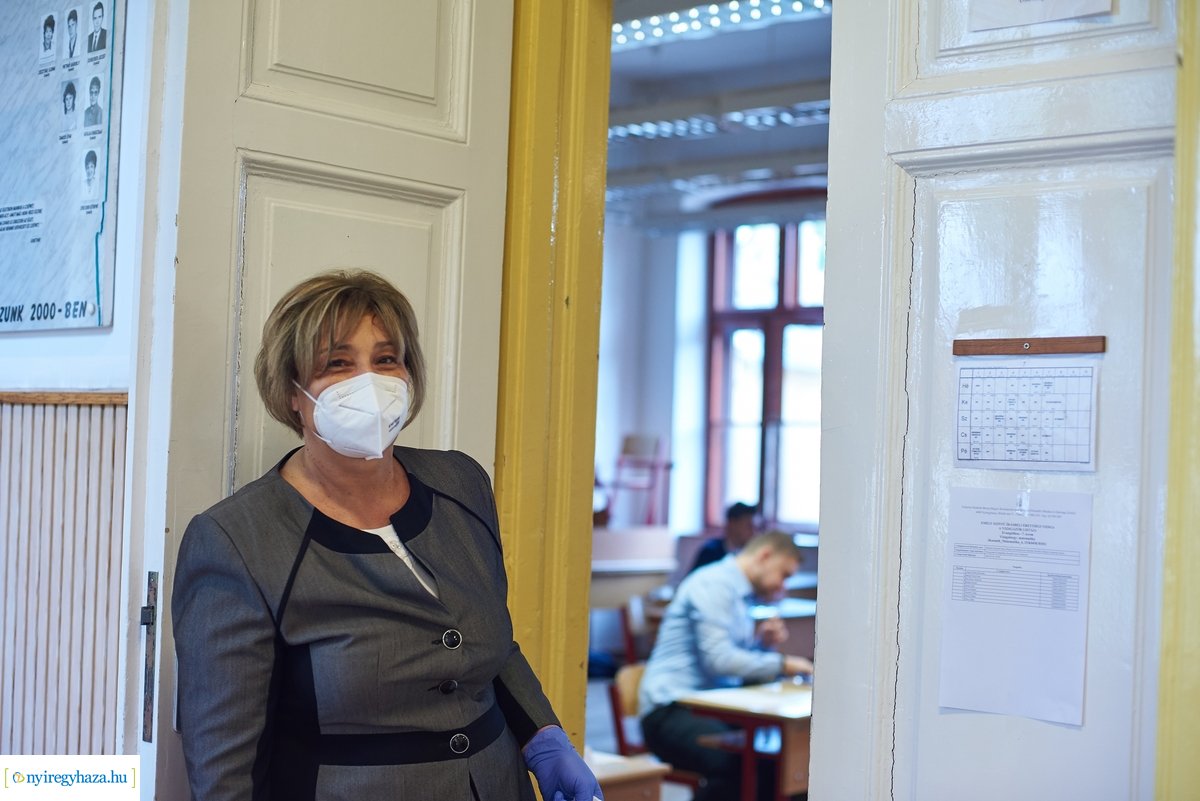 Matematika érettségi az Evangélikus Kossuth Lajos Gimnáziumban 2020