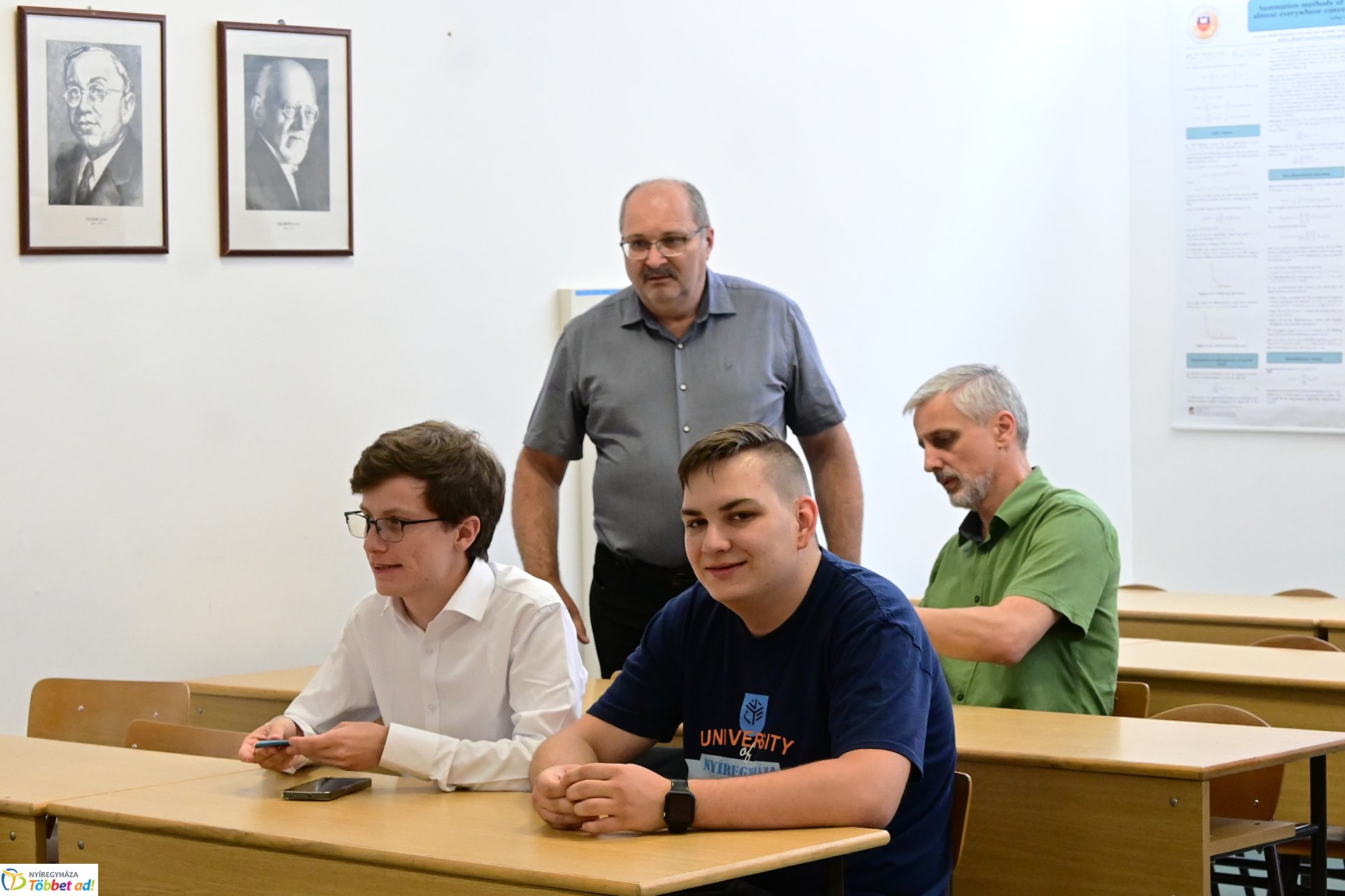 Matematika szaktanterem névadó a Nyíregyházi Egyetemen