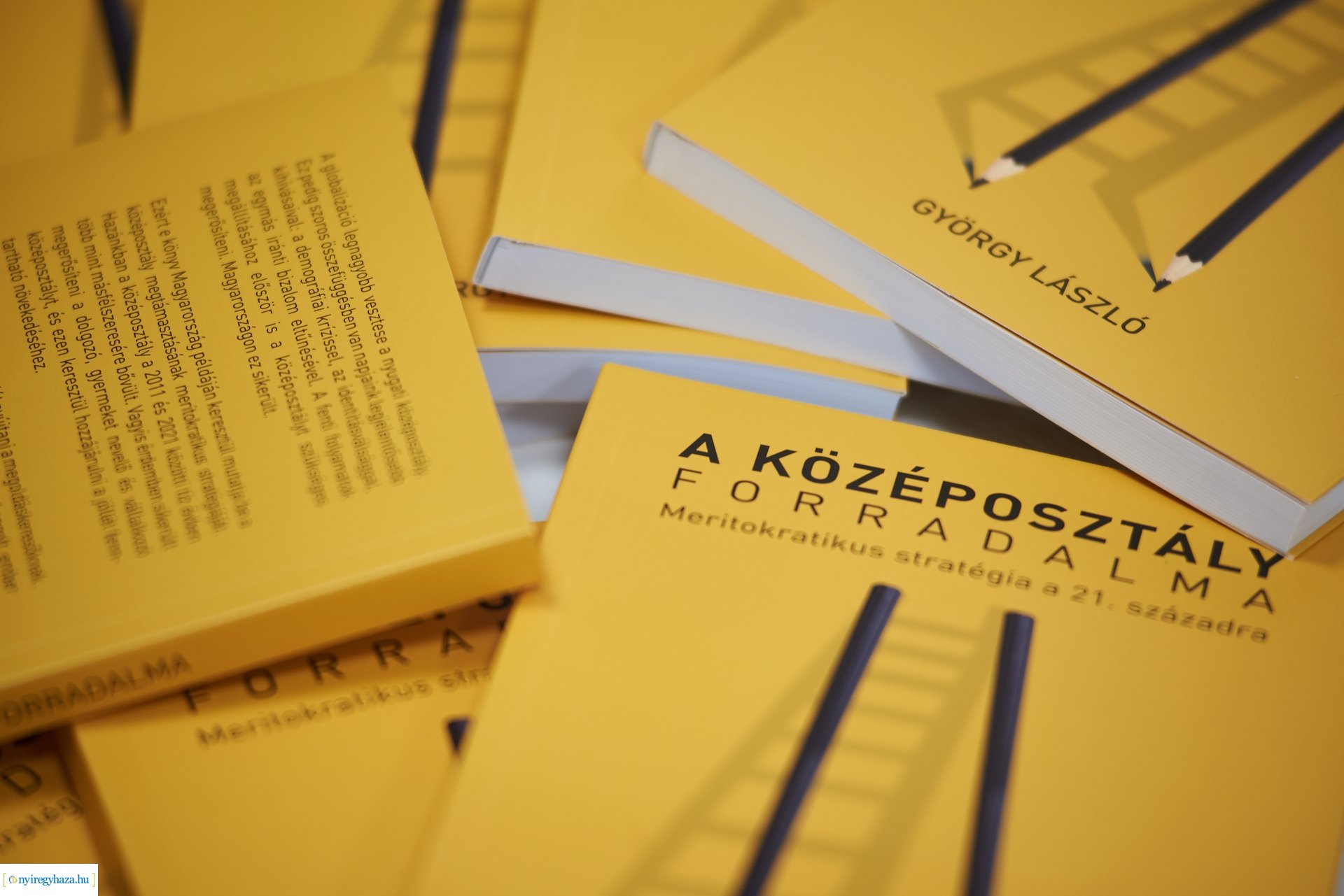 MCC - A középosztály forradalma