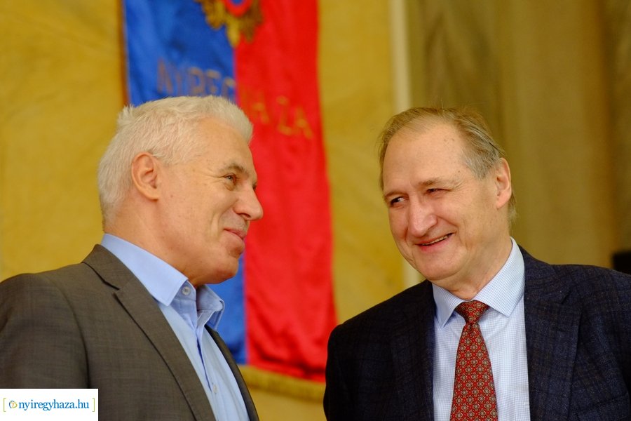 MCC hallgatók a Városházán - 230117