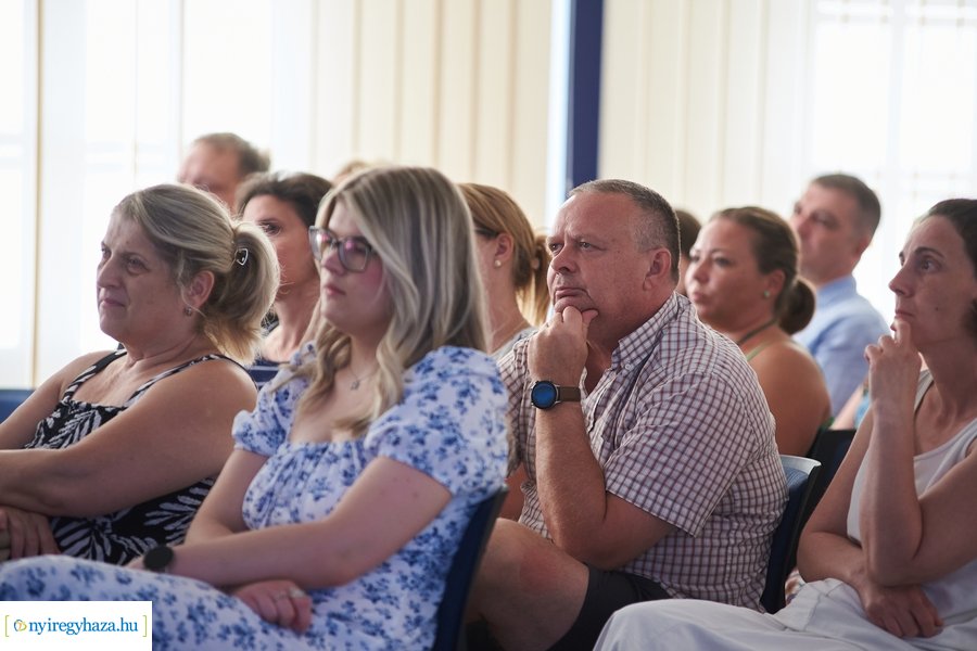 MCC - légy okosabb az okostelefonnál