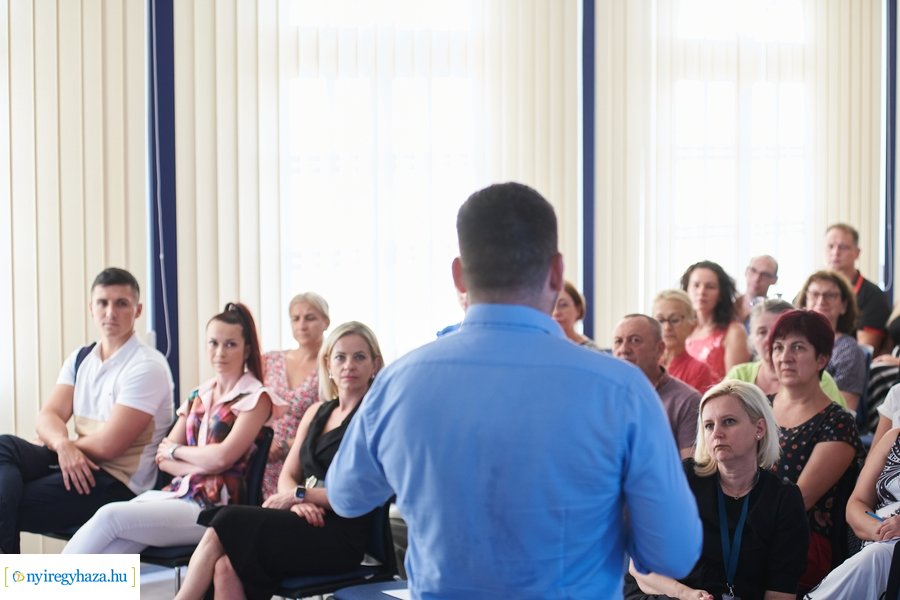 MCC - légy okosabb az okostelefonnál
