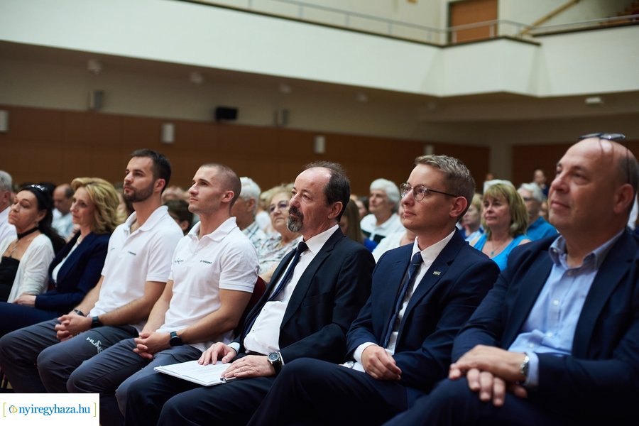 MCC - Magyar űrhajózás