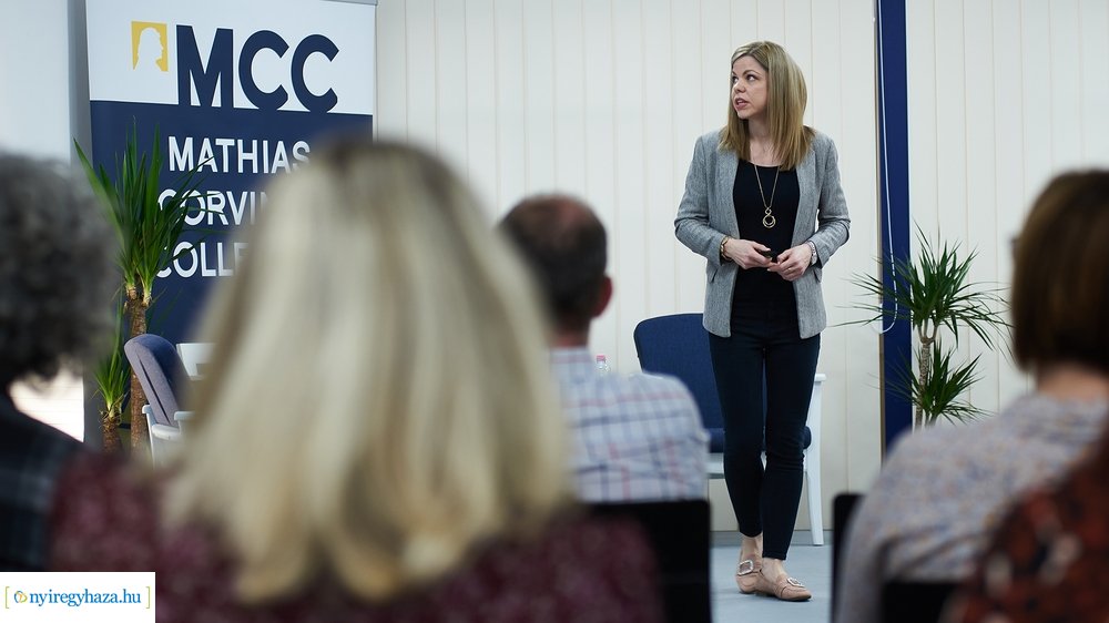 MCC - Sztereotípiákon innen és túl