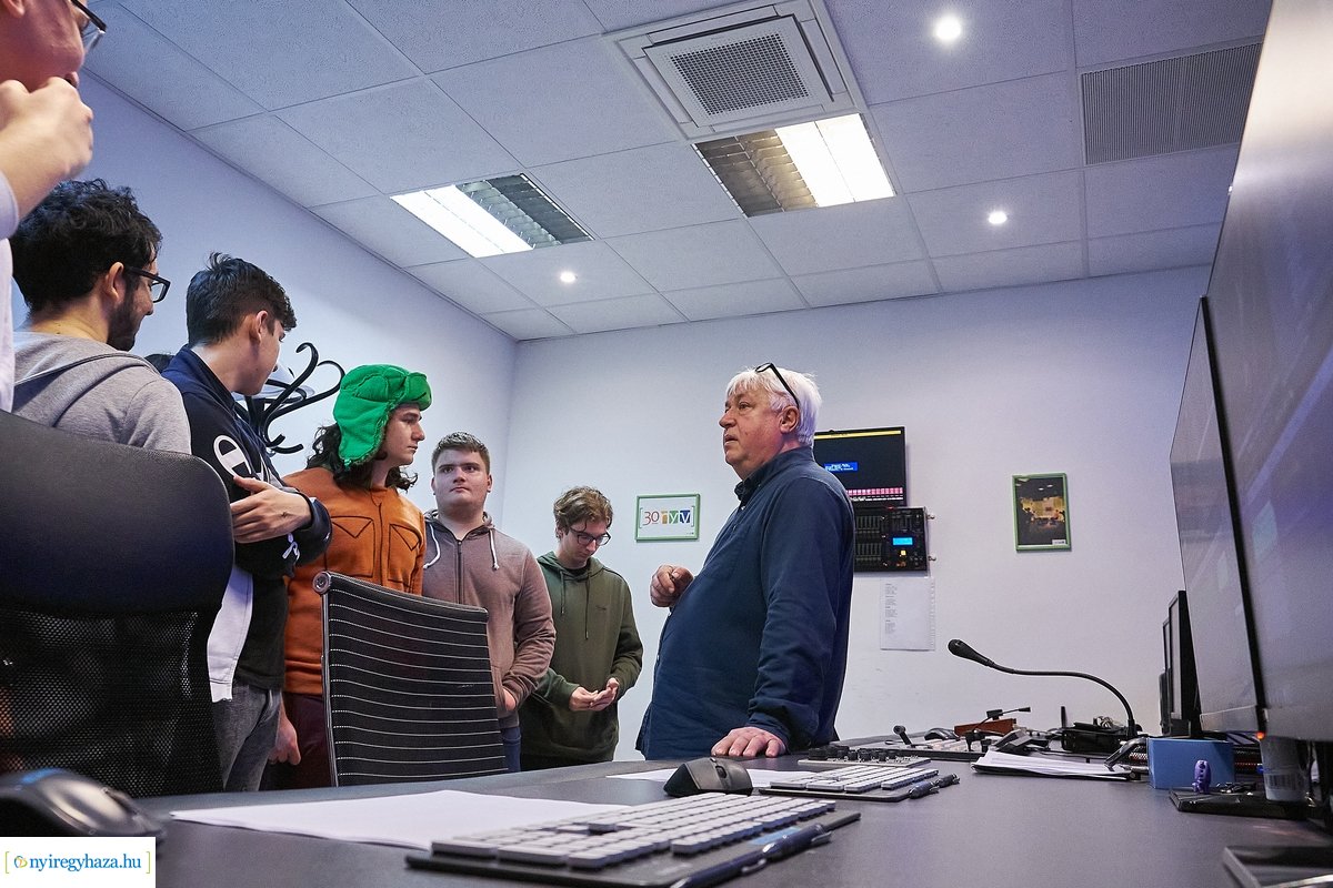 Médiás diákok a Nyíregyházi Televízióban 20200303