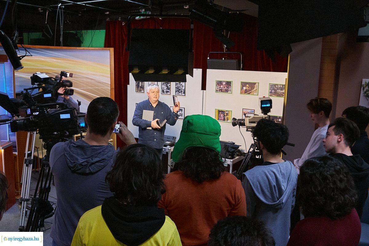 Médiás diákok a Nyíregyházi Televízióban 20200303