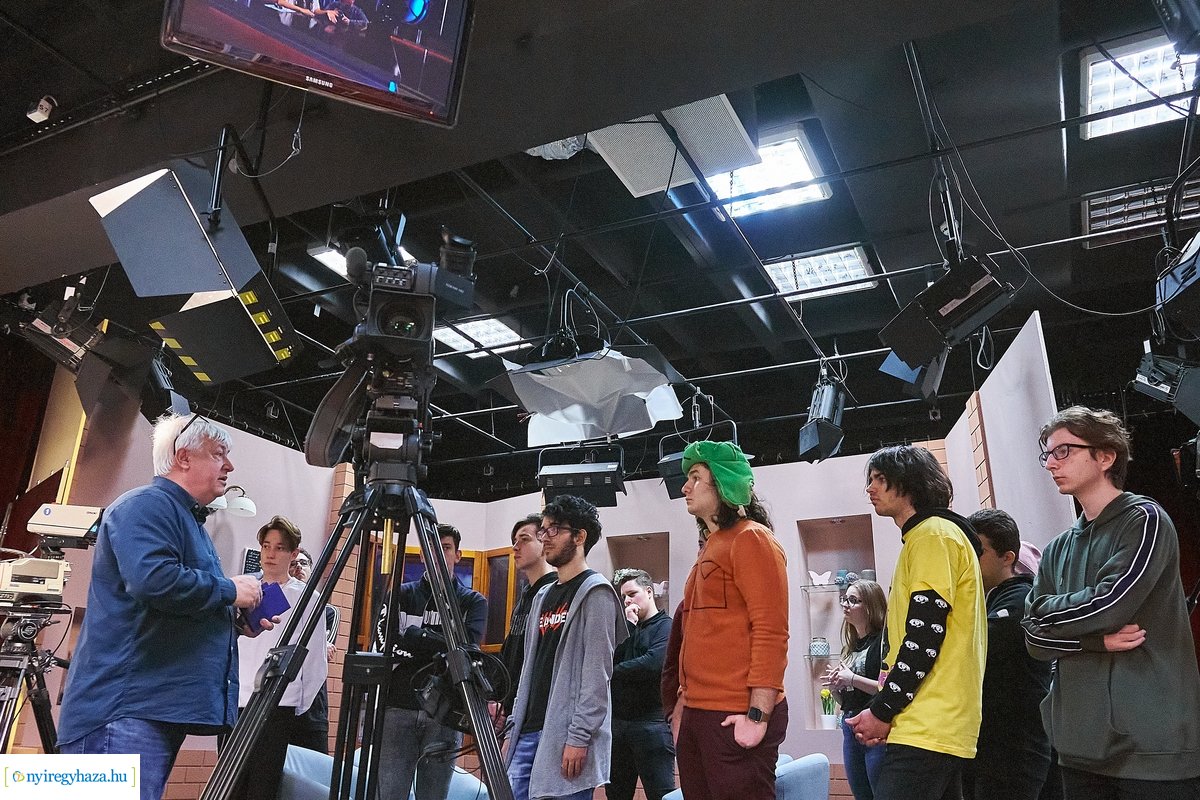 Médiás diákok a Nyíregyházi Televízióban 20200303
