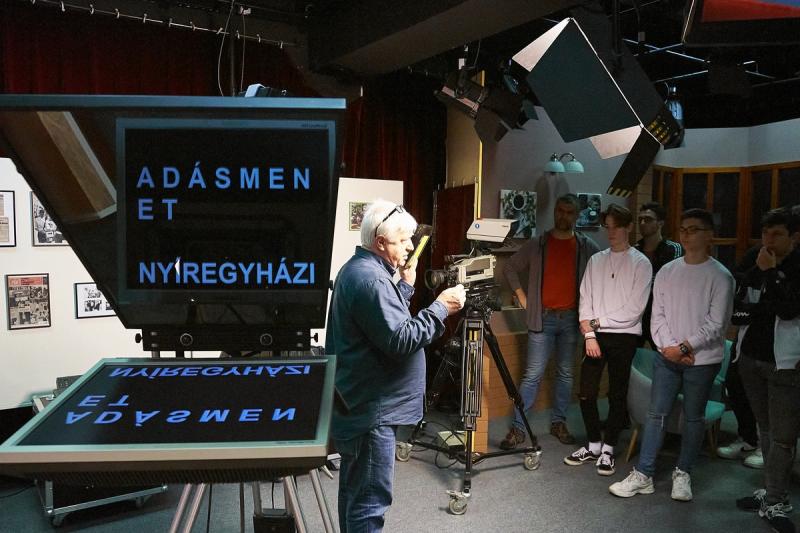 Médiás diákok a Nyíregyházi Televízióban 20200303