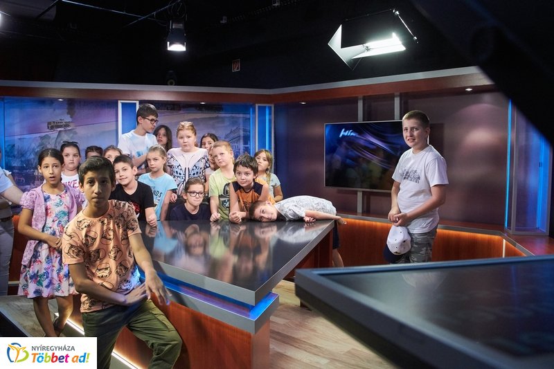 Médiatáborosok a stúdióban