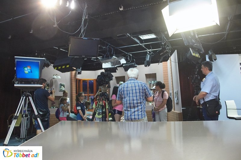 Médiatáborosok a stúdióban