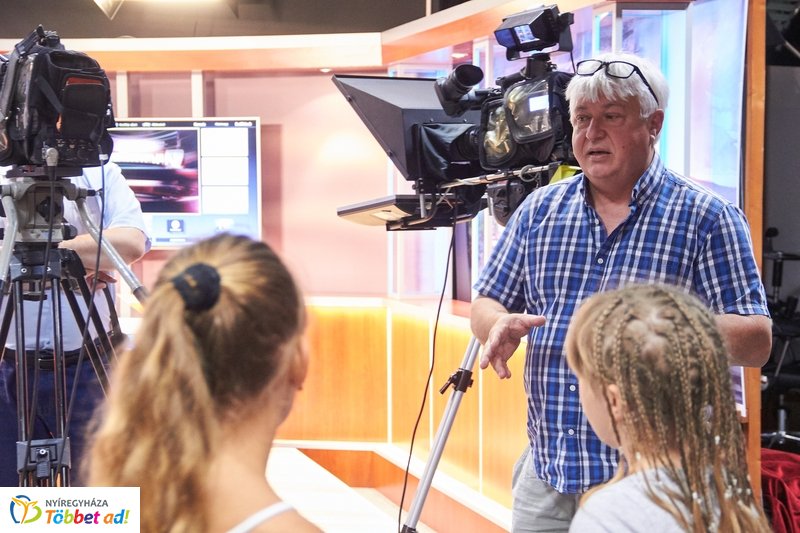 Médiatáborosok a stúdióban