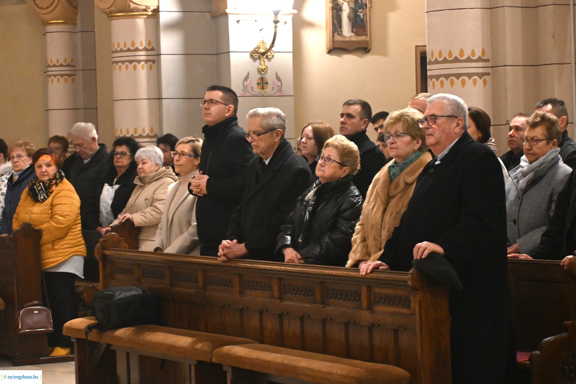 Megáldották a jubiláló házaspárokat a Magyarok Nagyasszonya-társszékesegyházban