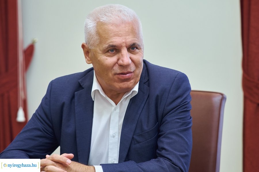 Megbízólevél átadás a Városházán 20220711