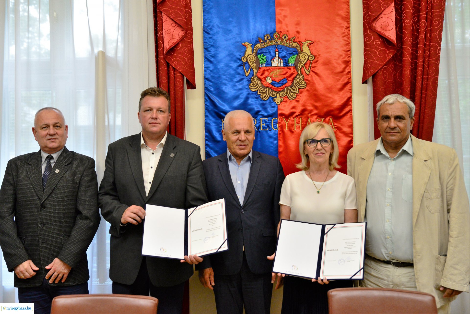 Megbízólevelek átadása a Városházán