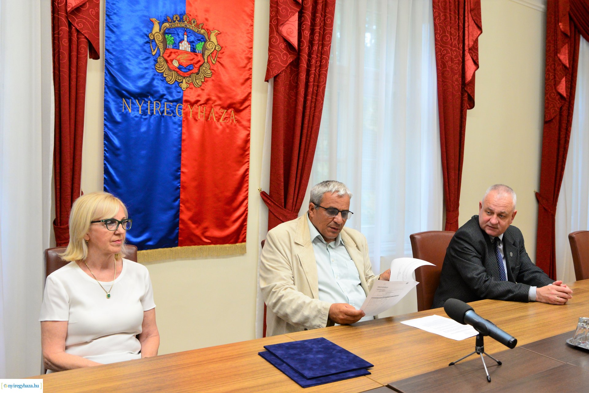 Megbízólevelek átadása a Városházán
