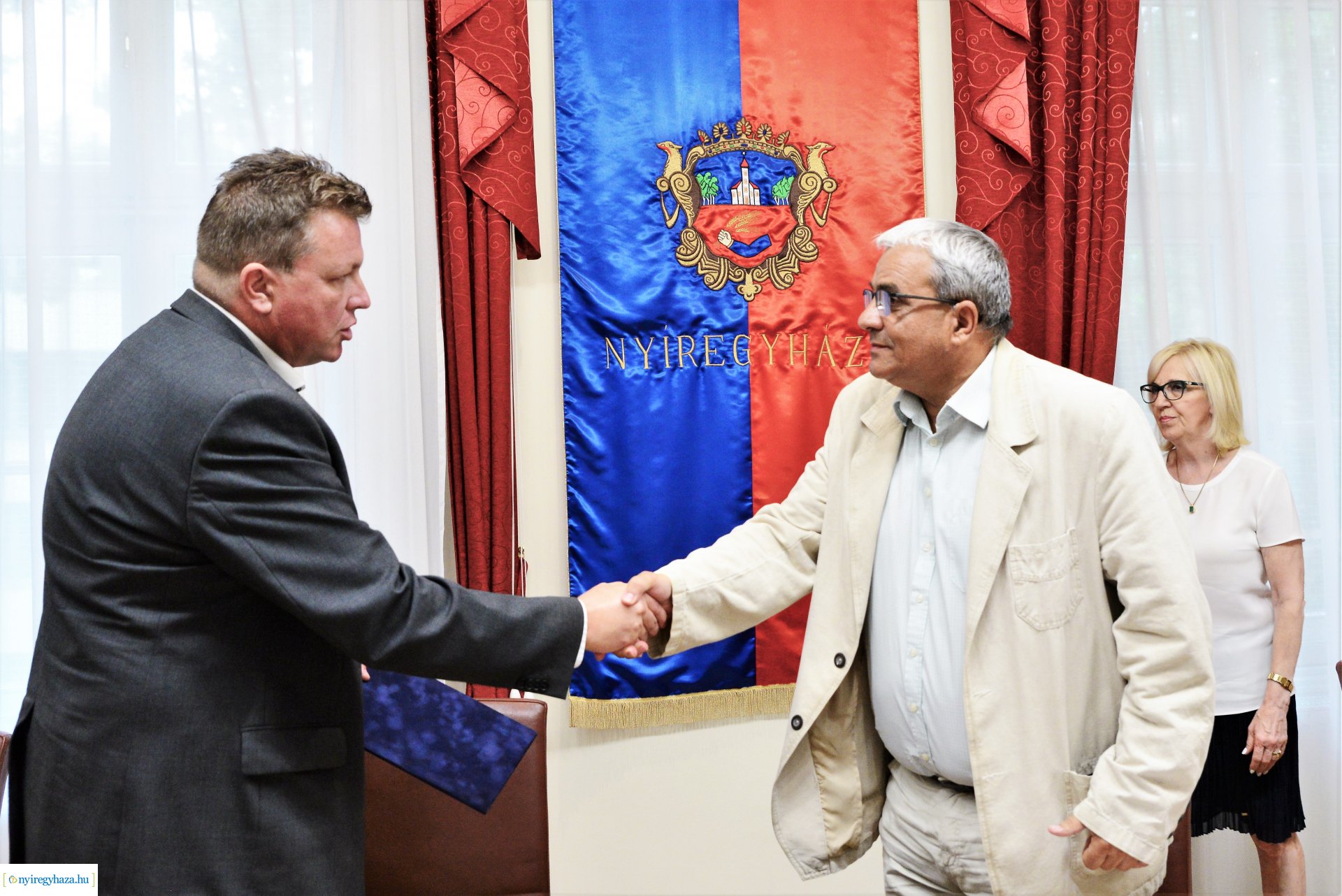 Megbízólevelek átadása a Városházán