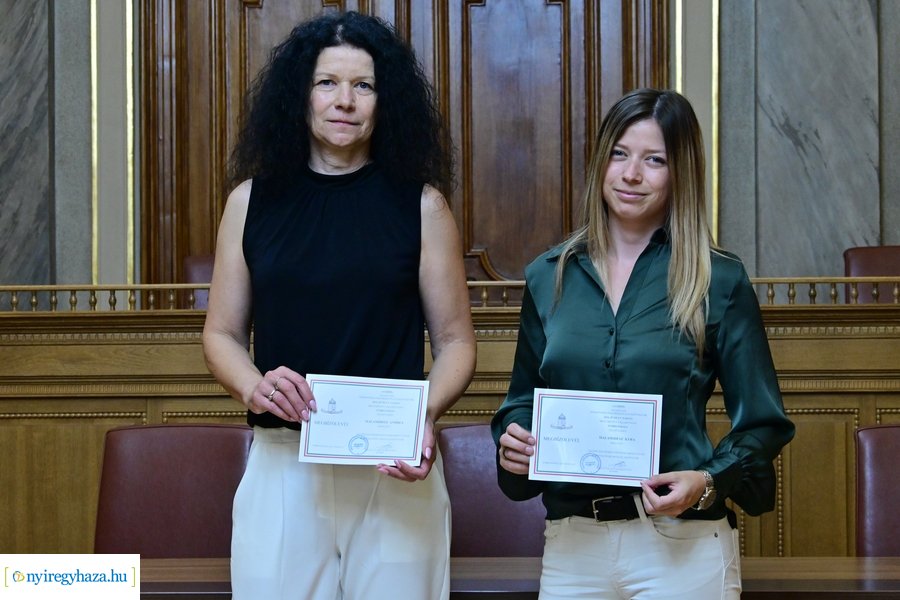 Megbízólevelek átvétele a Városházán