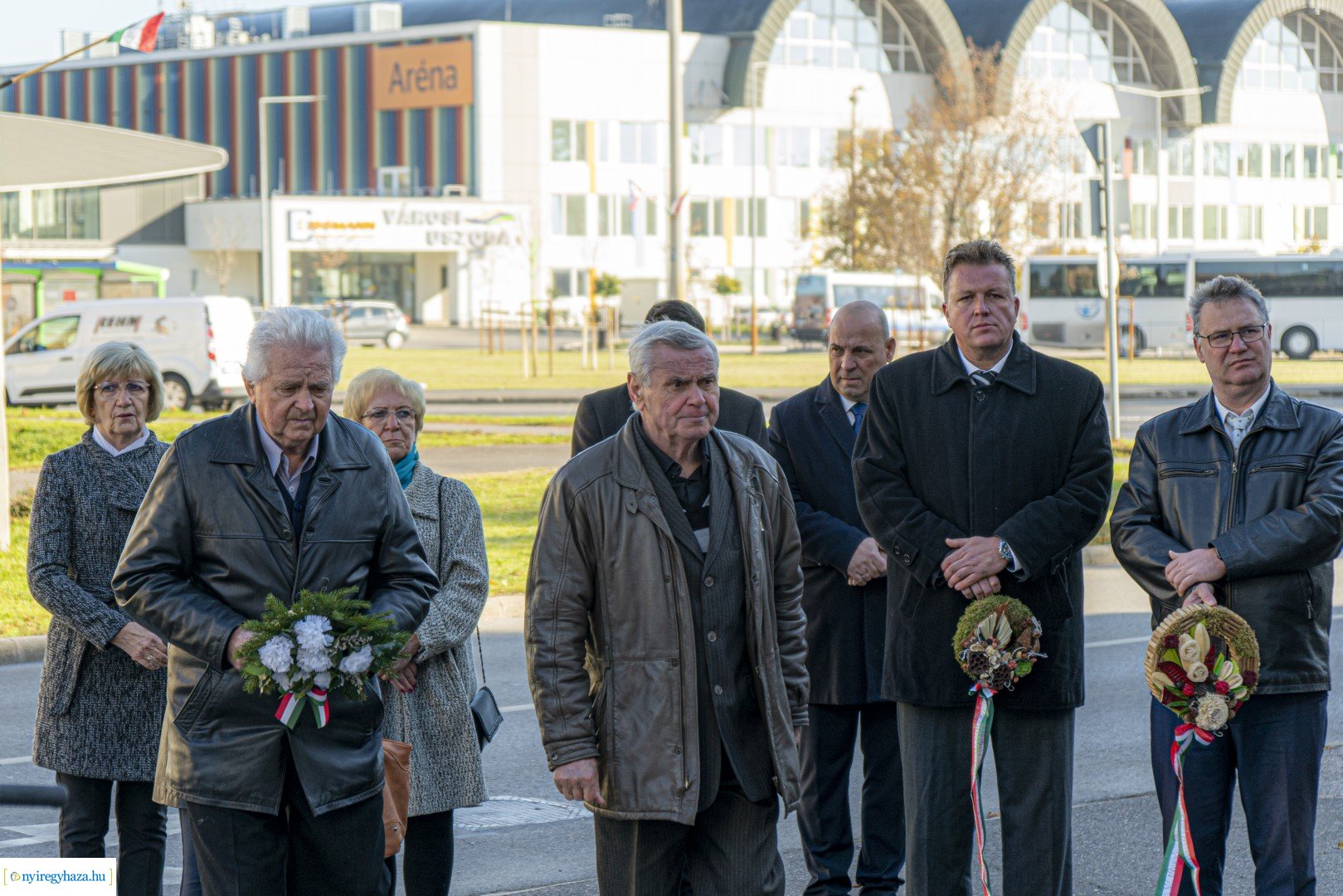 Megemlékezés a Szabolcs Szatmár Bereg megyei bűntetés-végrehajtási intézetnél elhelyezett emléktáblánál
