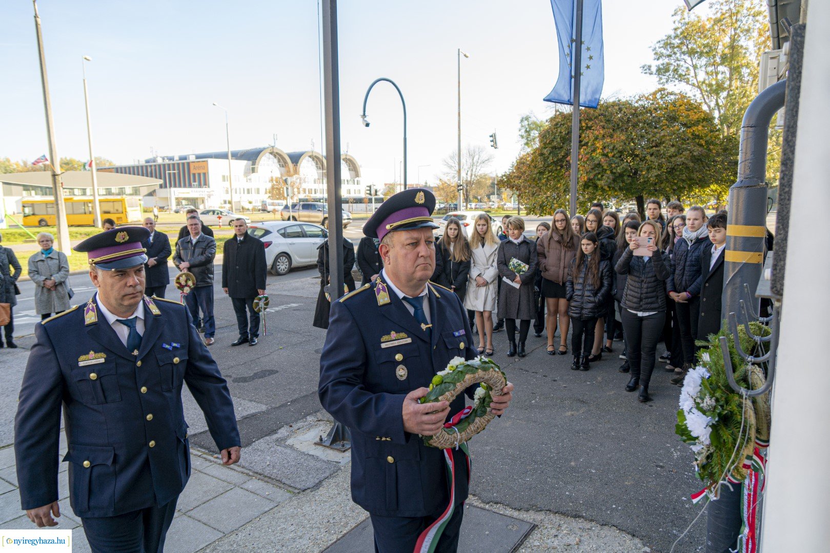 Megemlékezés a Szabolcs Szatmár Bereg megyei bűntetés-végrehajtási intézetnél elhelyezett emléktáblánál